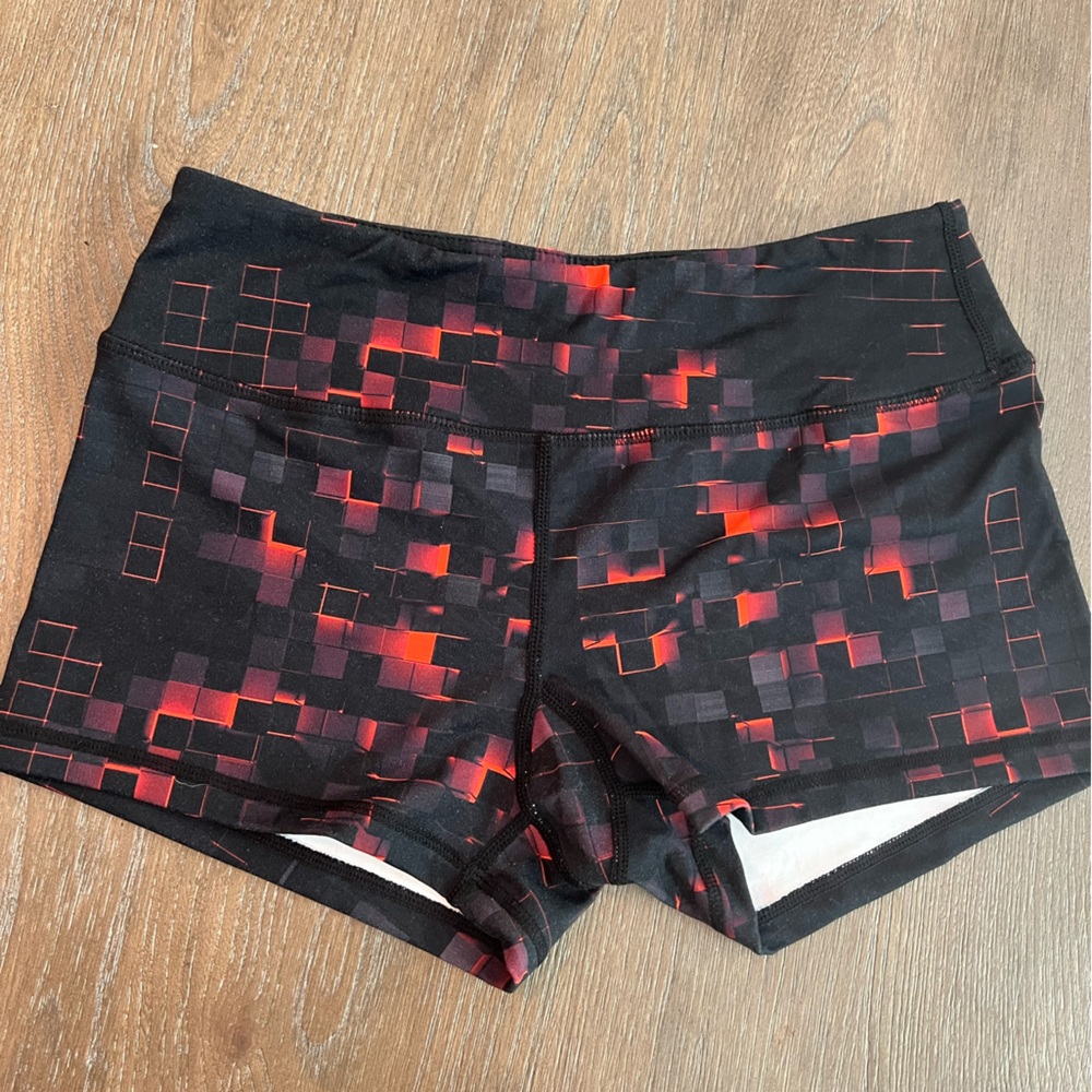 Savage barbell booty shorts